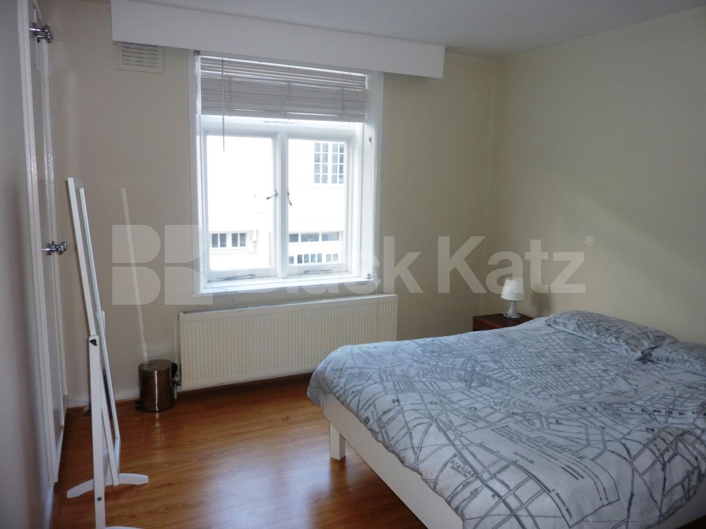 			NEW INSTRUCTION!, 2 Bedroom, 1 bath, 1 reception Flat			 Devonshire Mews West, MARYLEBONE